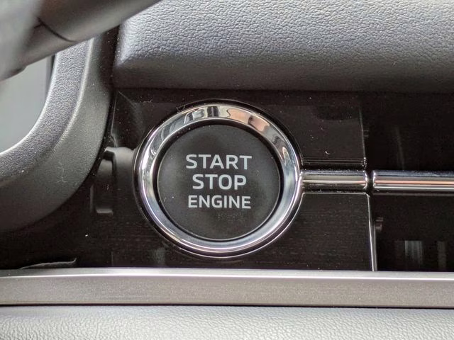 2026 White Diamond Mitsubishi Outlander SE FWD SUV