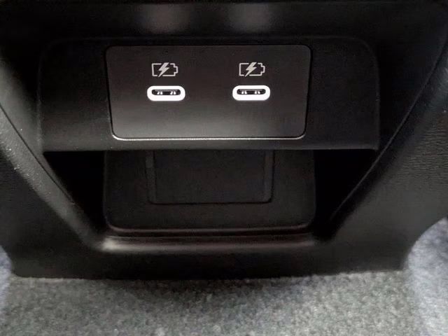 2026 Graphite Gray Mitsubishi Outlander SE FWD SUV