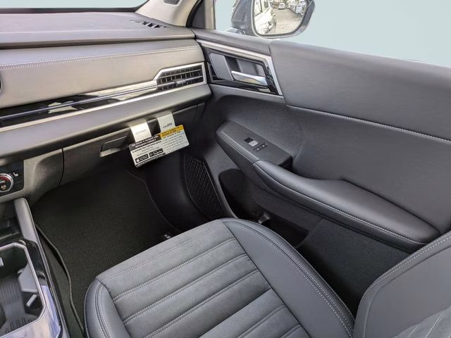 2026 Graphite Gray Mitsubishi Outlander SE FWD SUV