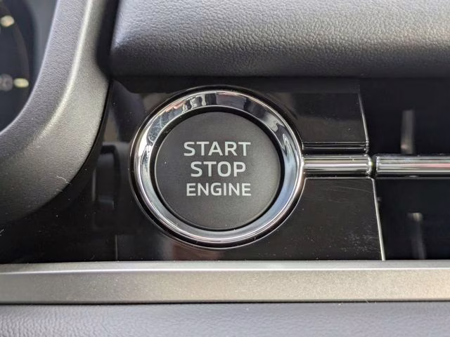 2026 Graphite Gray Mitsubishi Outlander SE FWD SUV