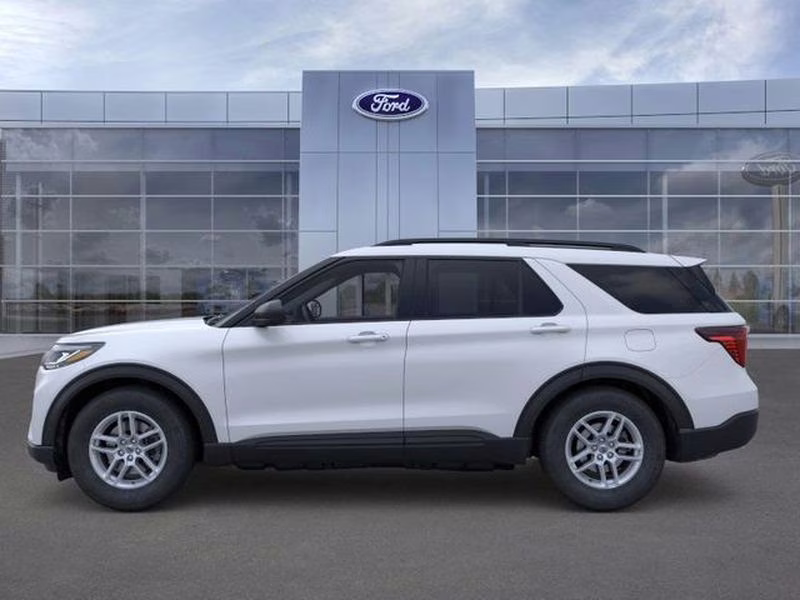2026 Space White Metallic Ford Explorer Active w/200A Pkg RWD SUV