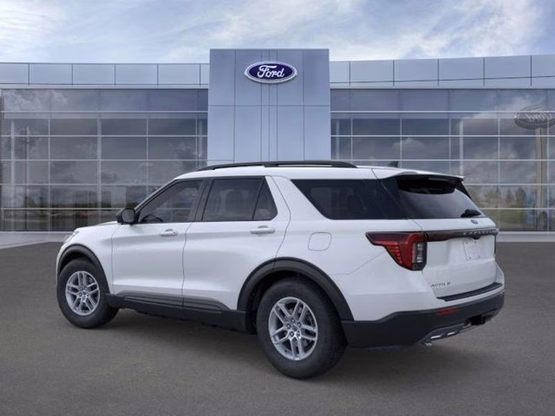 2026 Space White Metallic Ford Explorer Active w/200A Pkg RWD SUV