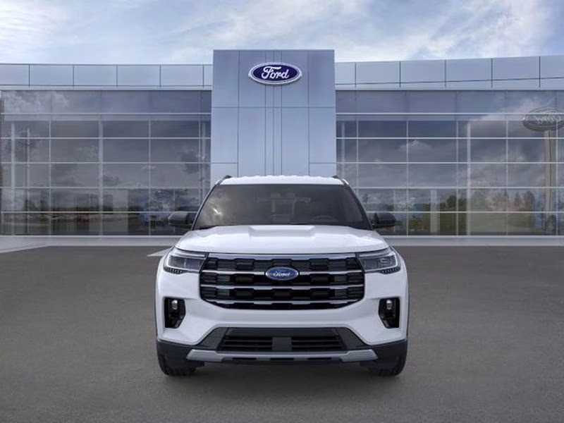 2026 Space White Metallic Ford Explorer Active w/200A Pkg RWD SUV