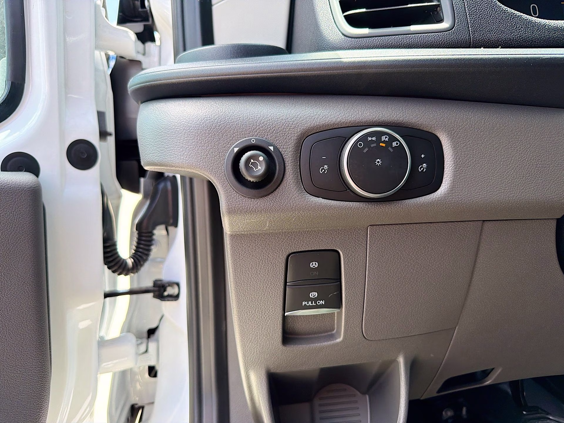 2026 Oxford White Ford Transit-350 XL RWD Crossover