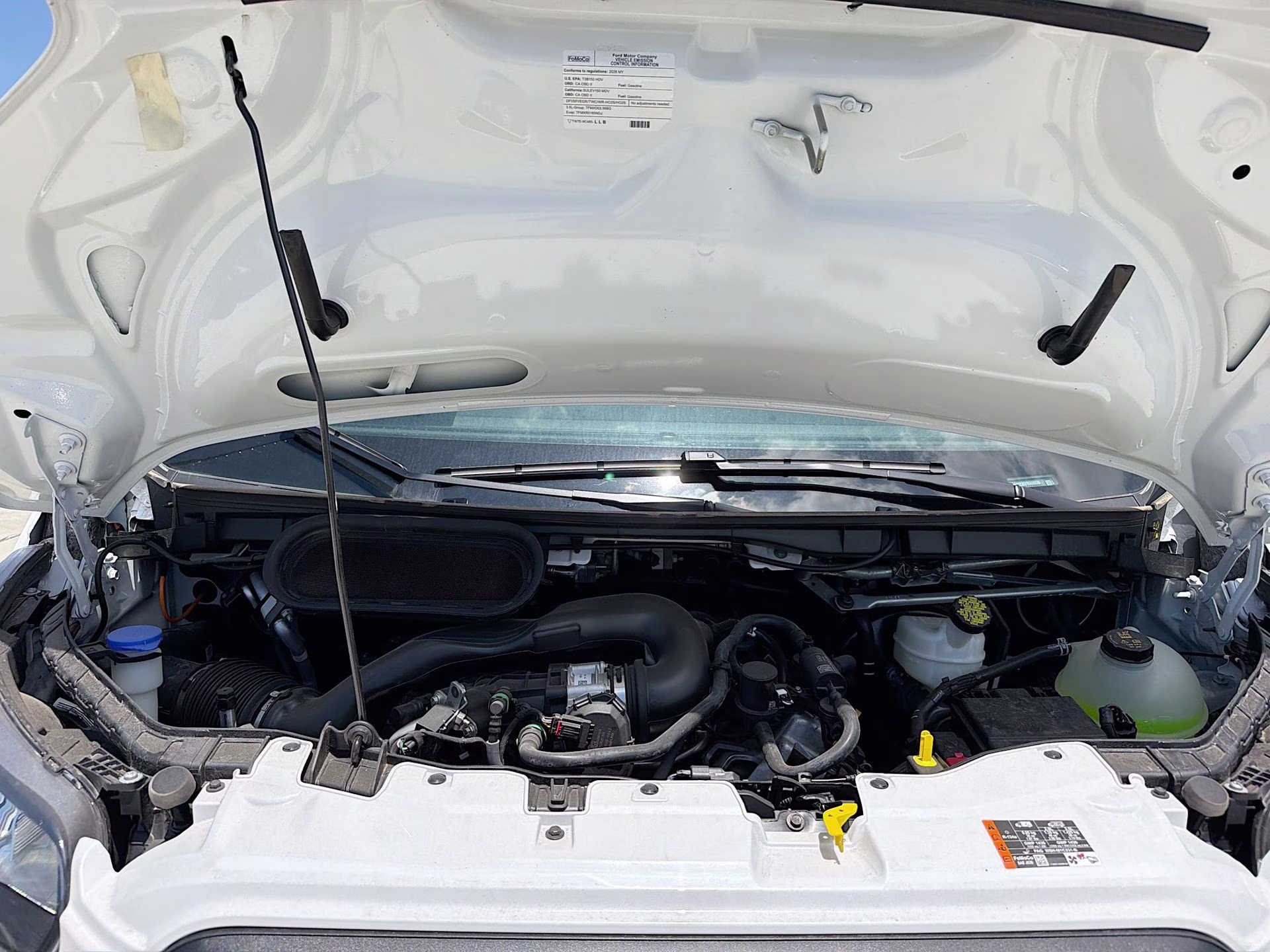 2026 Oxford White Ford Transit-350 XL RWD Crossover