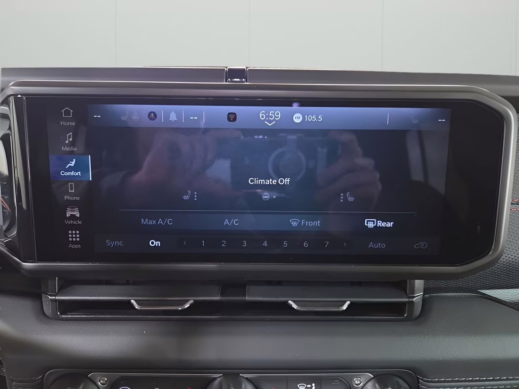 2026 bright white clearcoat Jeep Wrangler Rubicon 4X4 SUV