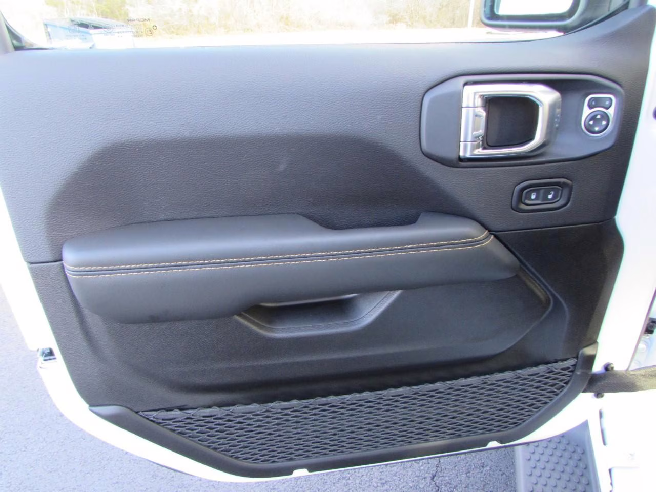 2026 Bright White Clearcoat Jeep Wrangler Sahara 4X4 SUV