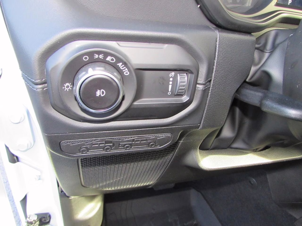 2026 Bright White Clearcoat Jeep Wrangler Sahara 4X4 SUV