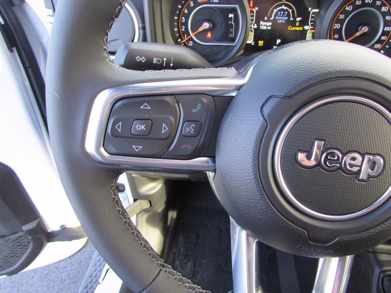 2026 Bright White Clearcoat Jeep Wrangler Sahara 4X4 SUV