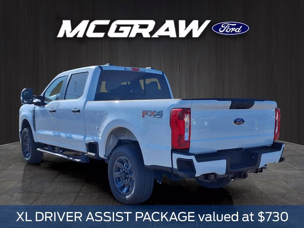 2026 Oxford White Ford Super Duty F-250 SRW XL 4X4 Truck