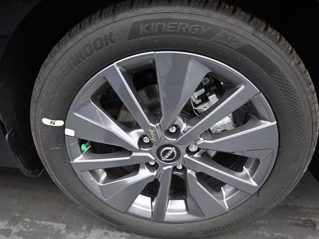 2026 Super Black Nissan Sentra SL FWD Sedan