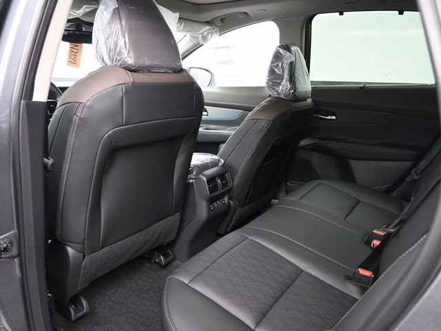 2026 Gun Metallic Nissan Murano Platinum AWD SUV