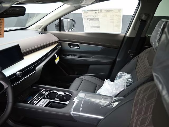 2026 Gun Metallic Nissan Murano Platinum AWD SUV