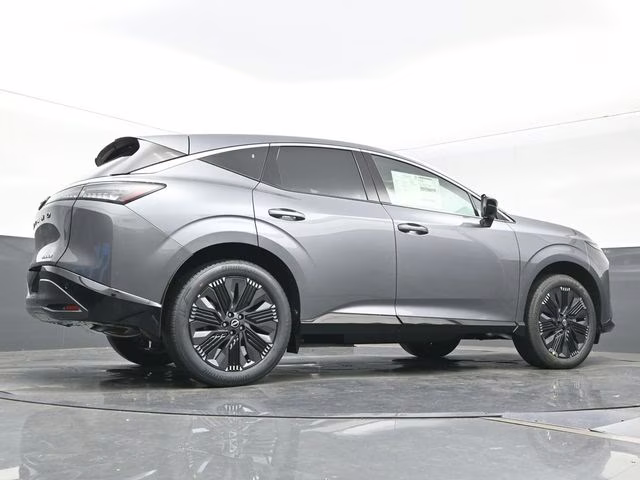 2026 Gun Metallic Nissan Murano Platinum AWD SUV
