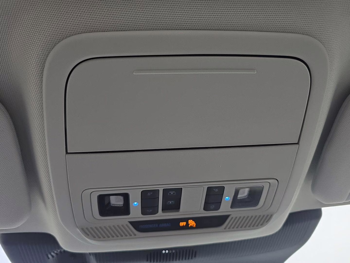 2026 Star White Metallic Tri-Coat Ford Explorer Active 4X4 SUV