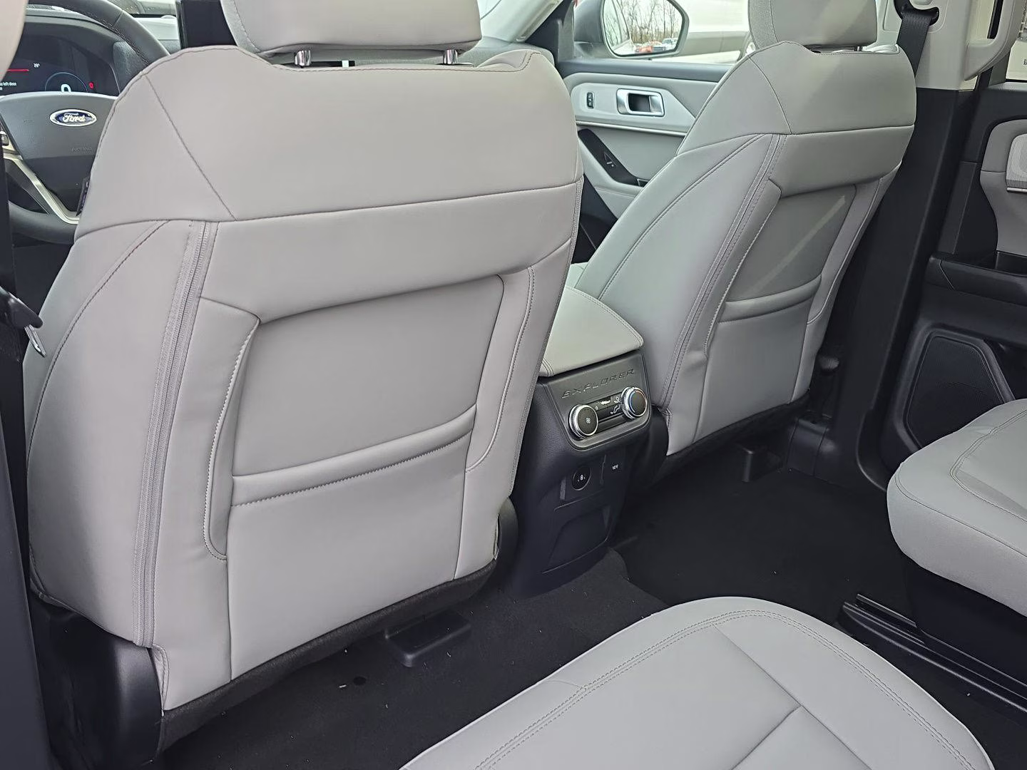 2026 Star White Metallic Tri-Coat Ford Explorer Active 4X4 SUV