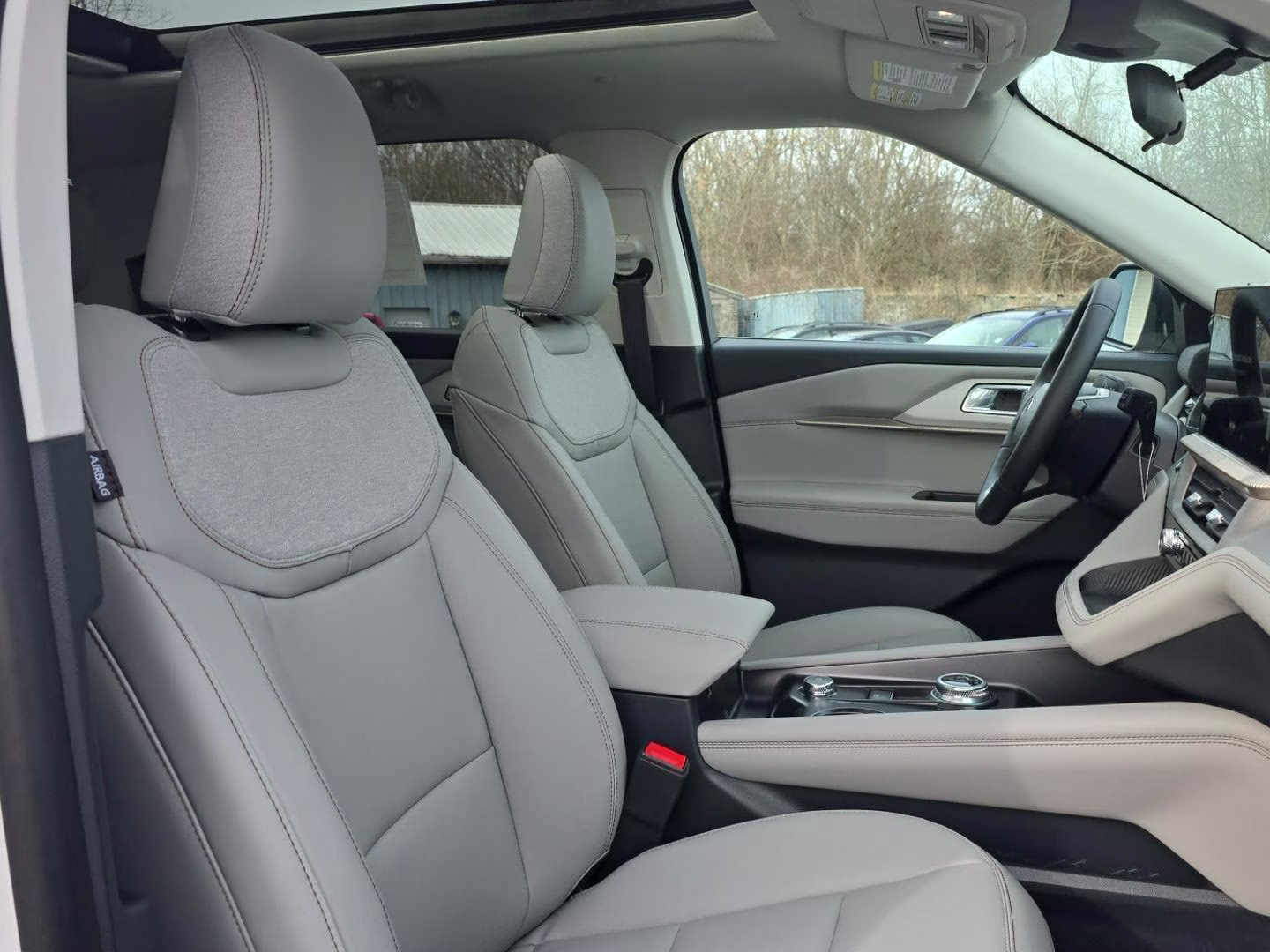 2026 Star White Metallic Tri-Coat Ford Explorer Active 4X4 SUV