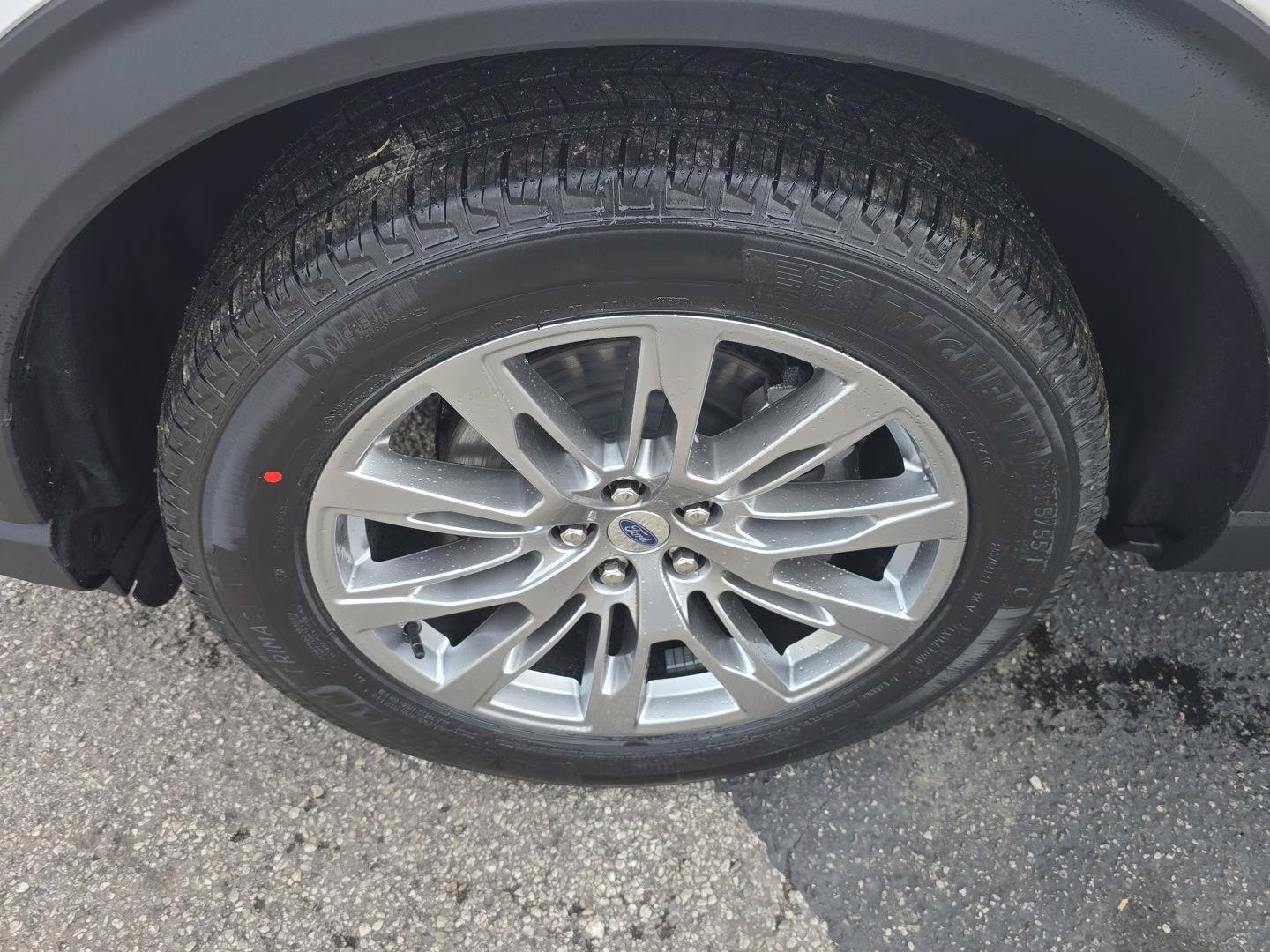 2026 Star White Metallic Tri-Coat Ford Explorer Active 4X4 SUV