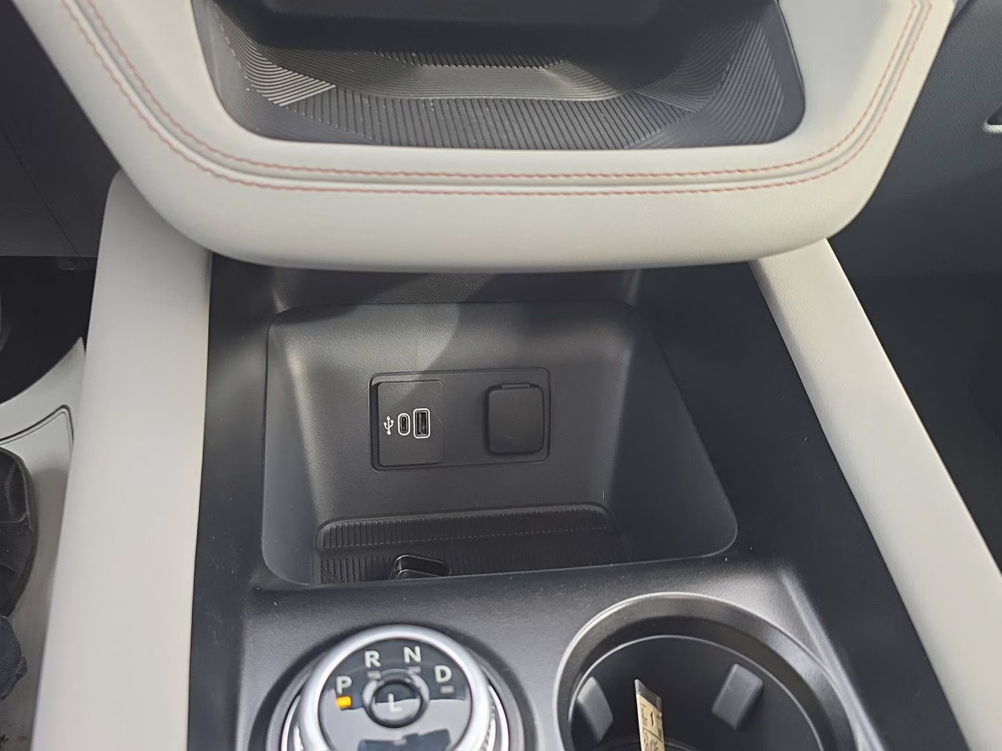 2026 Star White Metallic Tri-Coat Ford Explorer Active 4X4 SUV