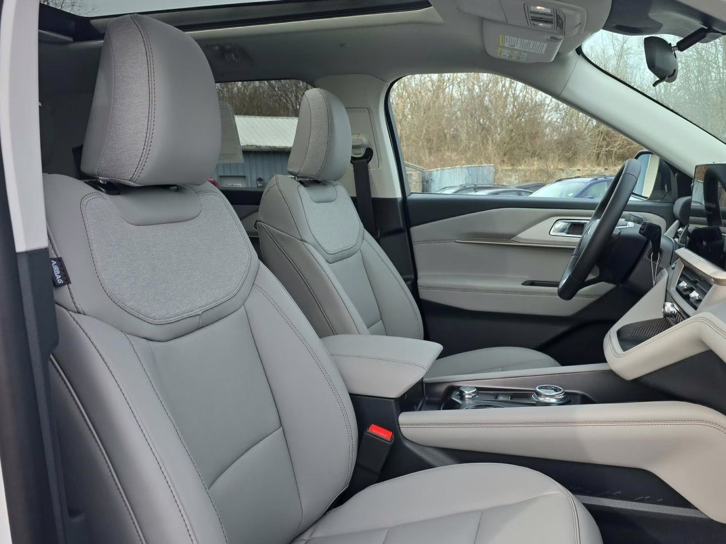 2026 Star White Metallic Tri-Coat Ford Explorer Active 4X4 SUV