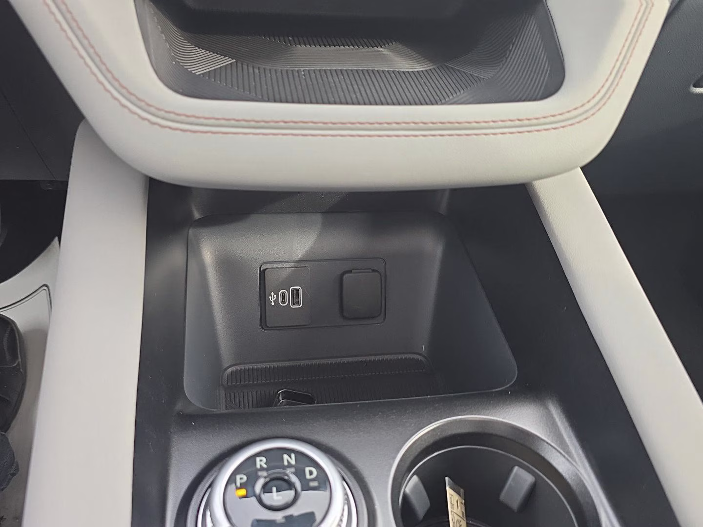 2026 Star White Metallic Tri-Coat Ford Explorer Active 4X4 SUV
