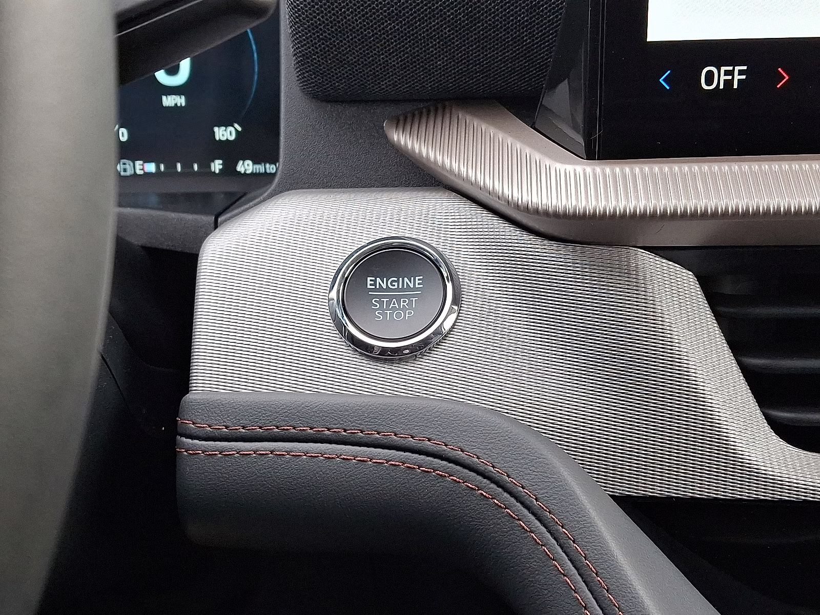 2026 Space White Metallic - A3 Ford Explorer Active 4X4