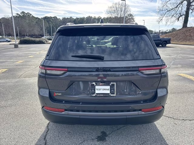2026 Baltic Gray Metallic Clearcoat Jeep Grand Cherokee Limited RWD SUV