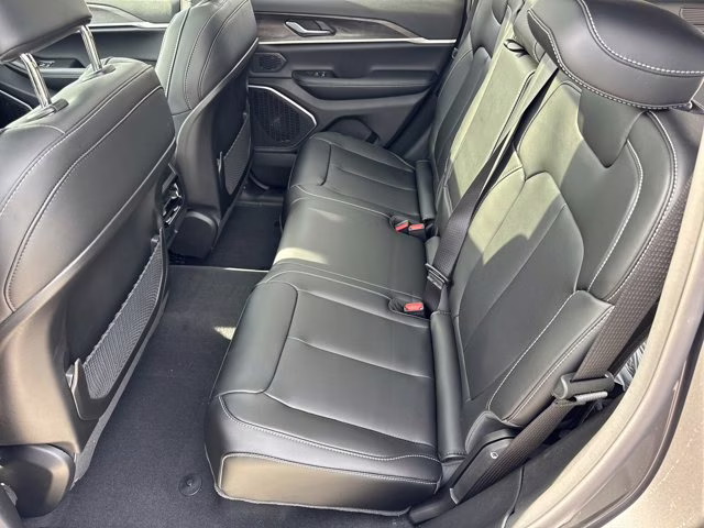 2026 Baltic Gray Metallic Clearcoat Jeep Grand Cherokee Limited RWD SUV