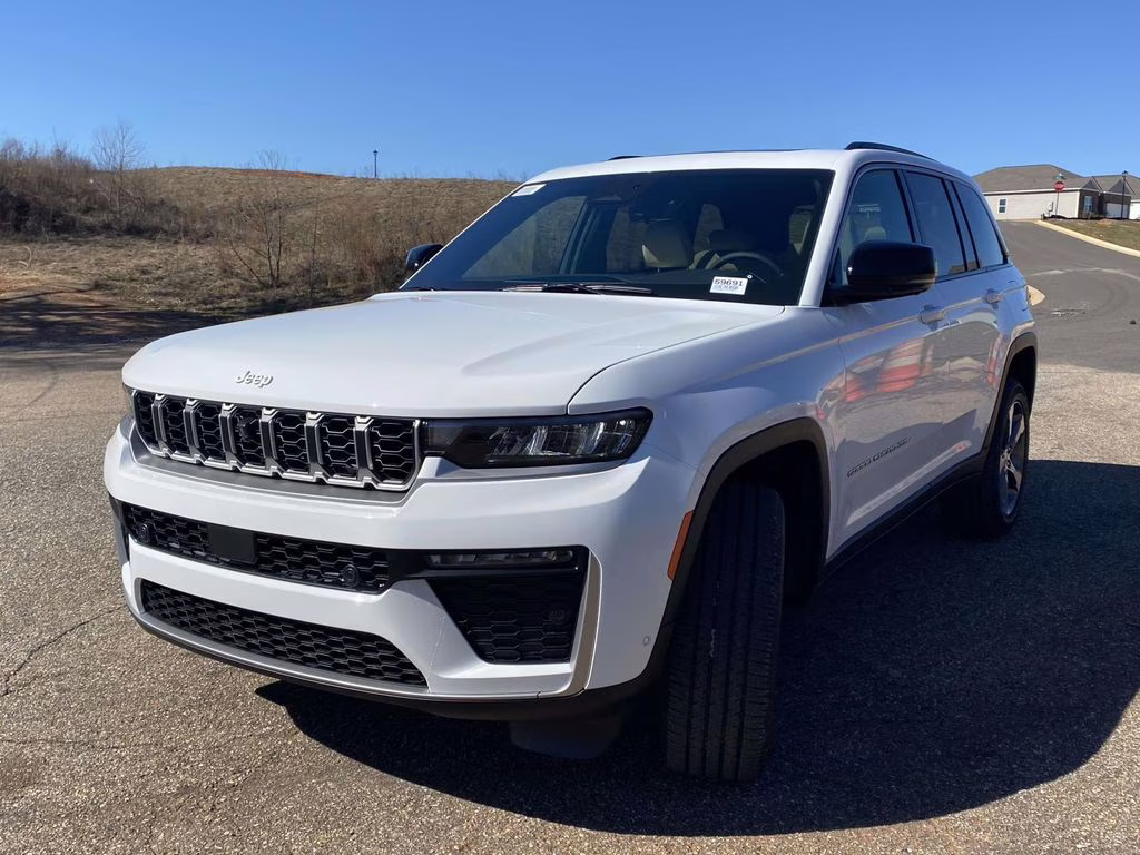 2026 Bright White Clearcoat Jeep Grand Cherokee Limited RWD SUV