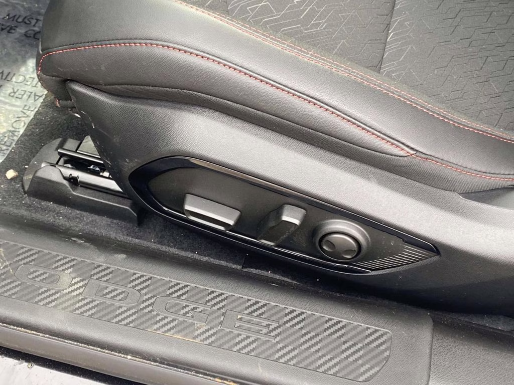 2026 Diamond Black Crystal Pearlcoat Dodge Charger R/T Scat Pack AWD Coupe