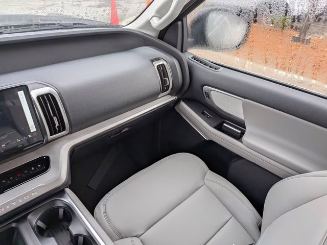 2025 Black Metallic Ford Expedition Max Active RWD SUV