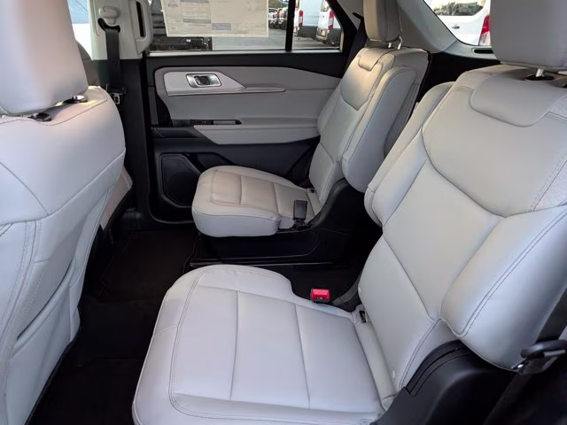 2026 Black Metallic Ford Explorer Active RWD SUV
