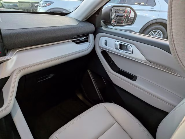 2026 Black Metallic Ford Explorer Active RWD SUV