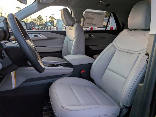 2026 Black Metallic Ford Explorer Active RWD SUV