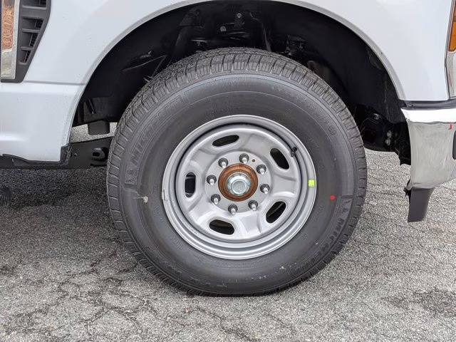 2026 Oxford White Ford Super Duty F-250 SRW XL RWD Truck