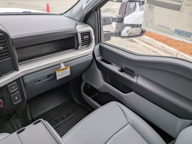 2026 Oxford White Ford Super Duty F-250 SRW XL RWD Truck