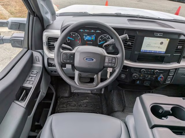 2026 Oxford White Ford Super Duty F-250 SRW XL RWD Truck