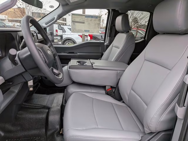 2026 Oxford White Ford Super Duty F-250 SRW XL RWD Truck