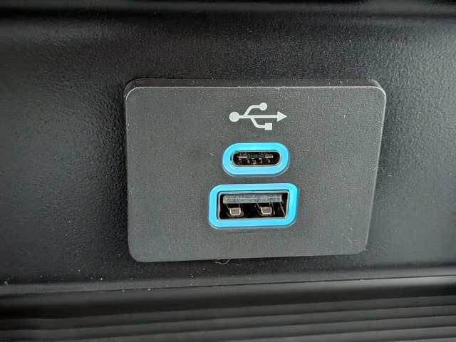 2026 Oxford White Ford Super Duty F-250 SRW XL RWD Truck