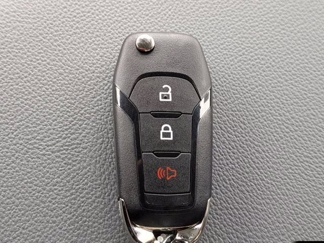 2026 Oxford White Ford Super Duty F-250 SRW XL RWD Truck