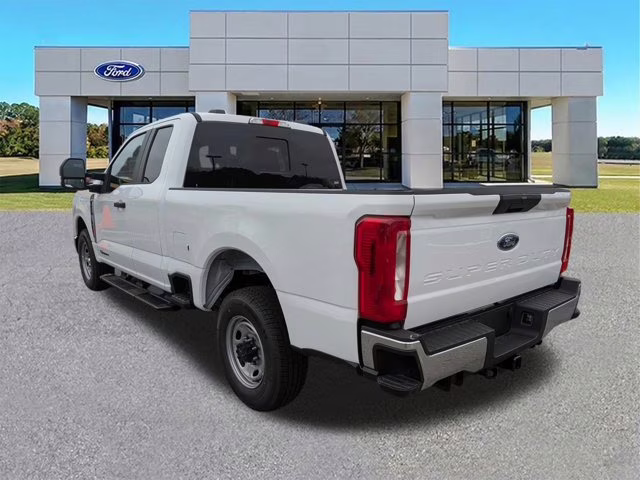 2026 Oxford White Ford Super Duty F-250 SRW XL RWD Truck