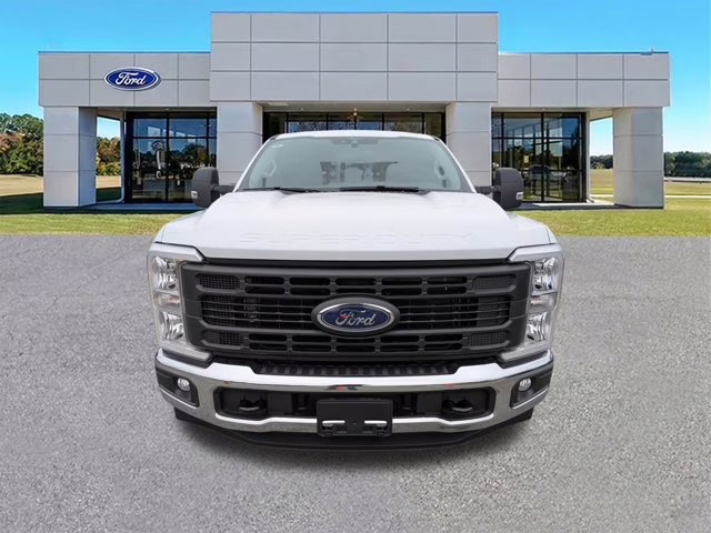 2026 Oxford White Ford Super Duty F-250 SRW XL RWD Truck