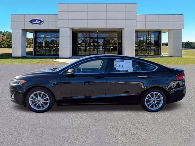 2019 Black Ford Fusion Energi Titanium FWD Sedan