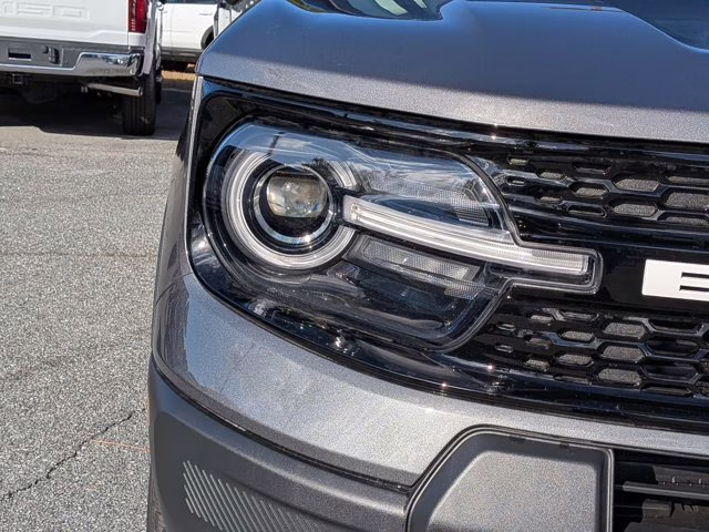 2025 Gray Metallic Ford Bronco Sport Outer Banks 4X4 SUV