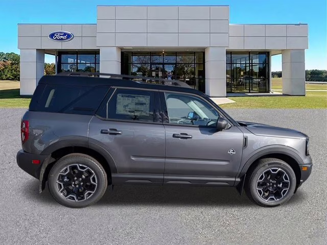 2025 Gray Metallic Ford Bronco Sport Outer Banks 4X4 SUV