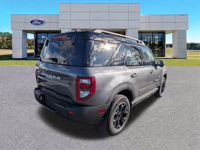 2025 Gray Metallic Ford Bronco Sport Outer Banks 4X4 SUV