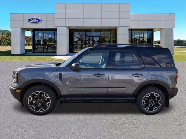 2025 Gray Metallic Ford Bronco Sport Outer Banks 4X4 SUV