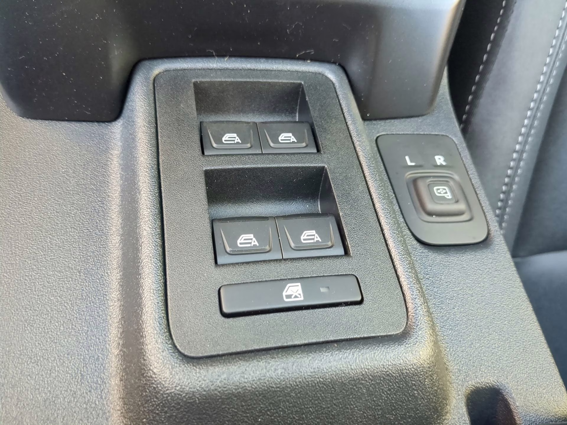 2025 Ruby Red Metallic Tinted Clearcoat Ford Bronco Big Bend 4X4 Convertible