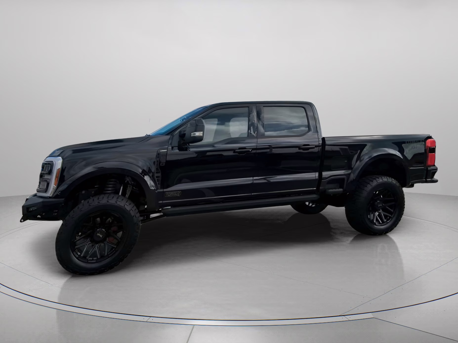 2026 Agate Black Metallic Ford Super Duty F-250 SRW LARIAT Crew Cab Pickup 4X4 Truck