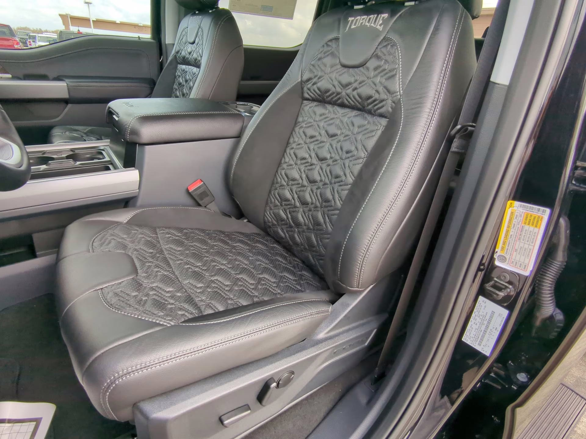 2026 Agate Black Metallic Ford Super Duty F-250 SRW LARIAT Crew Cab Pickup 4X4 Truck